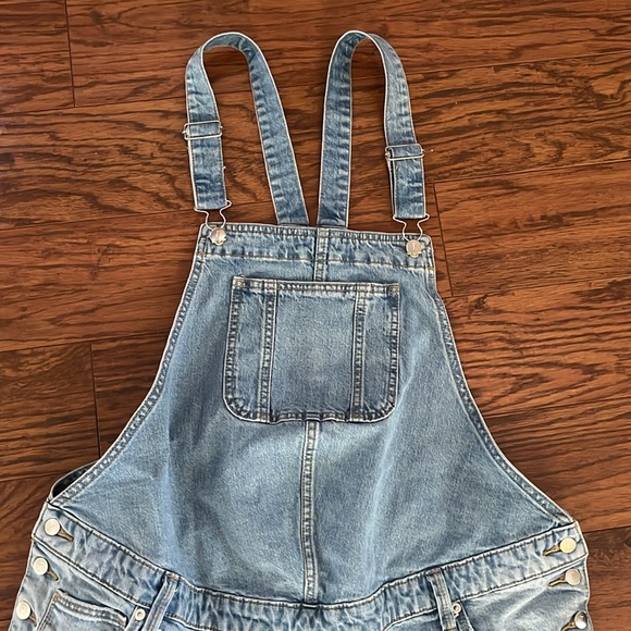 Isabel Maternity overall jeans shorts - Picture 2 of 12